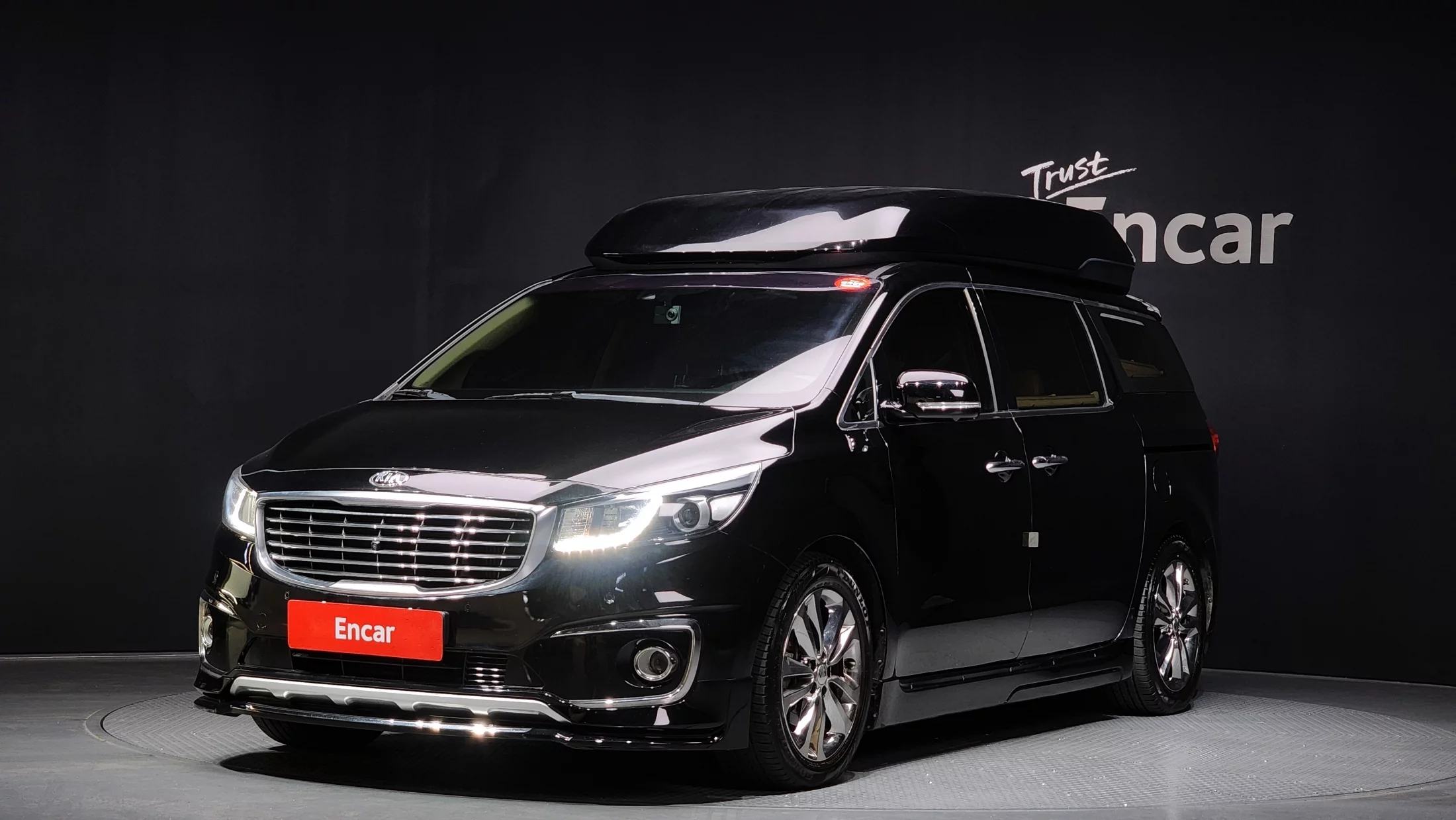 Kia Carnival 9-Seater Hi-Limousine Noblesse 2018