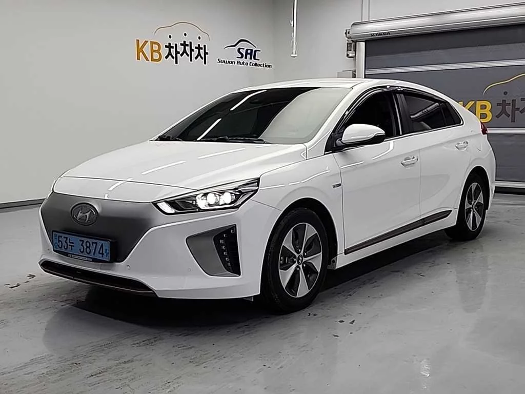 Hyundai IONIQ