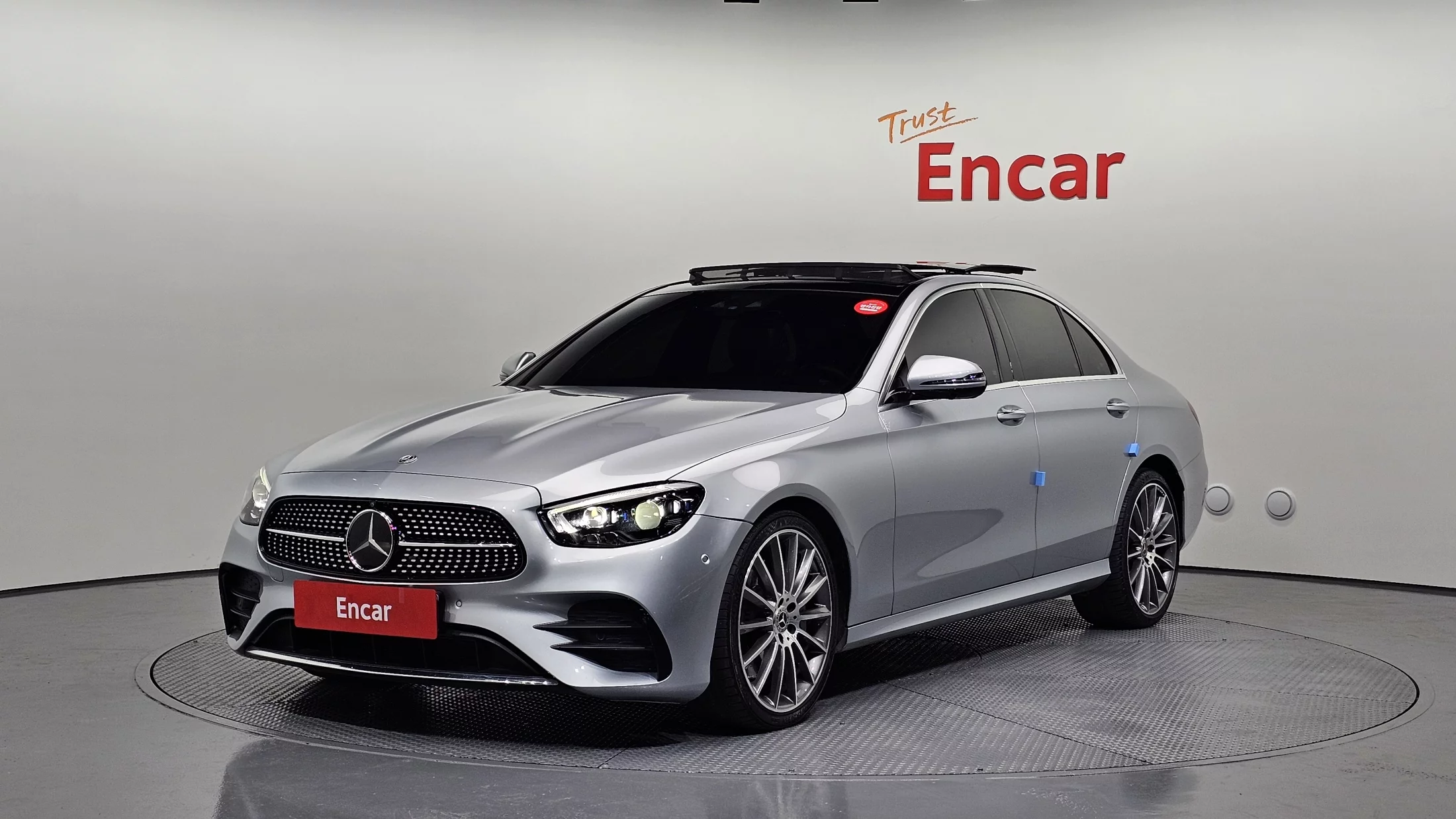 Mercedes-Benz E-Класс 2022