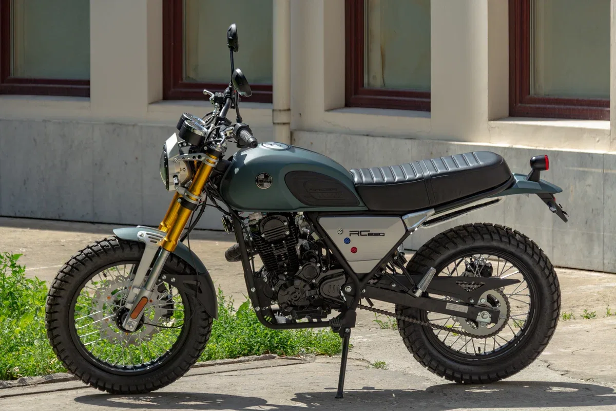 Racer RC250CK-A Triumph