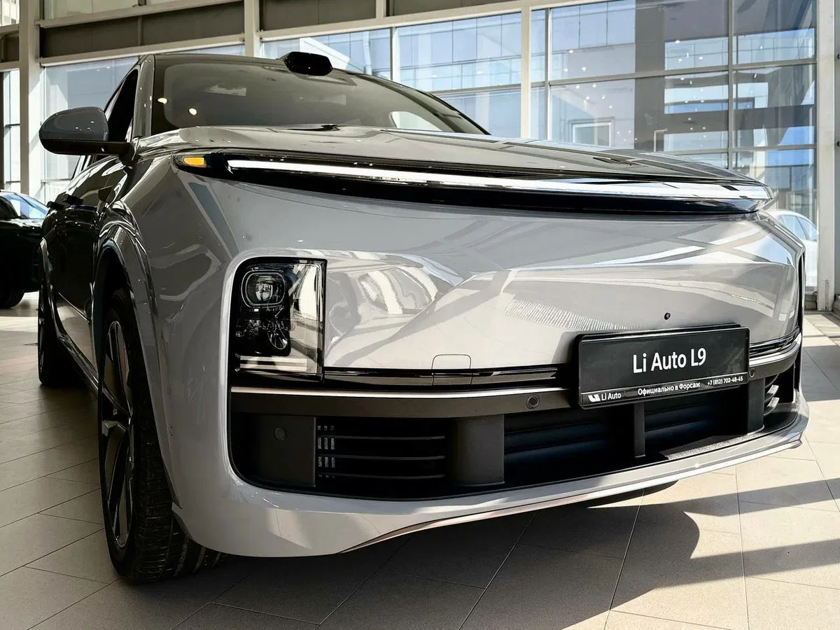Li Auto (Lixiang) L9 52.3 kWh I Рестайлинг