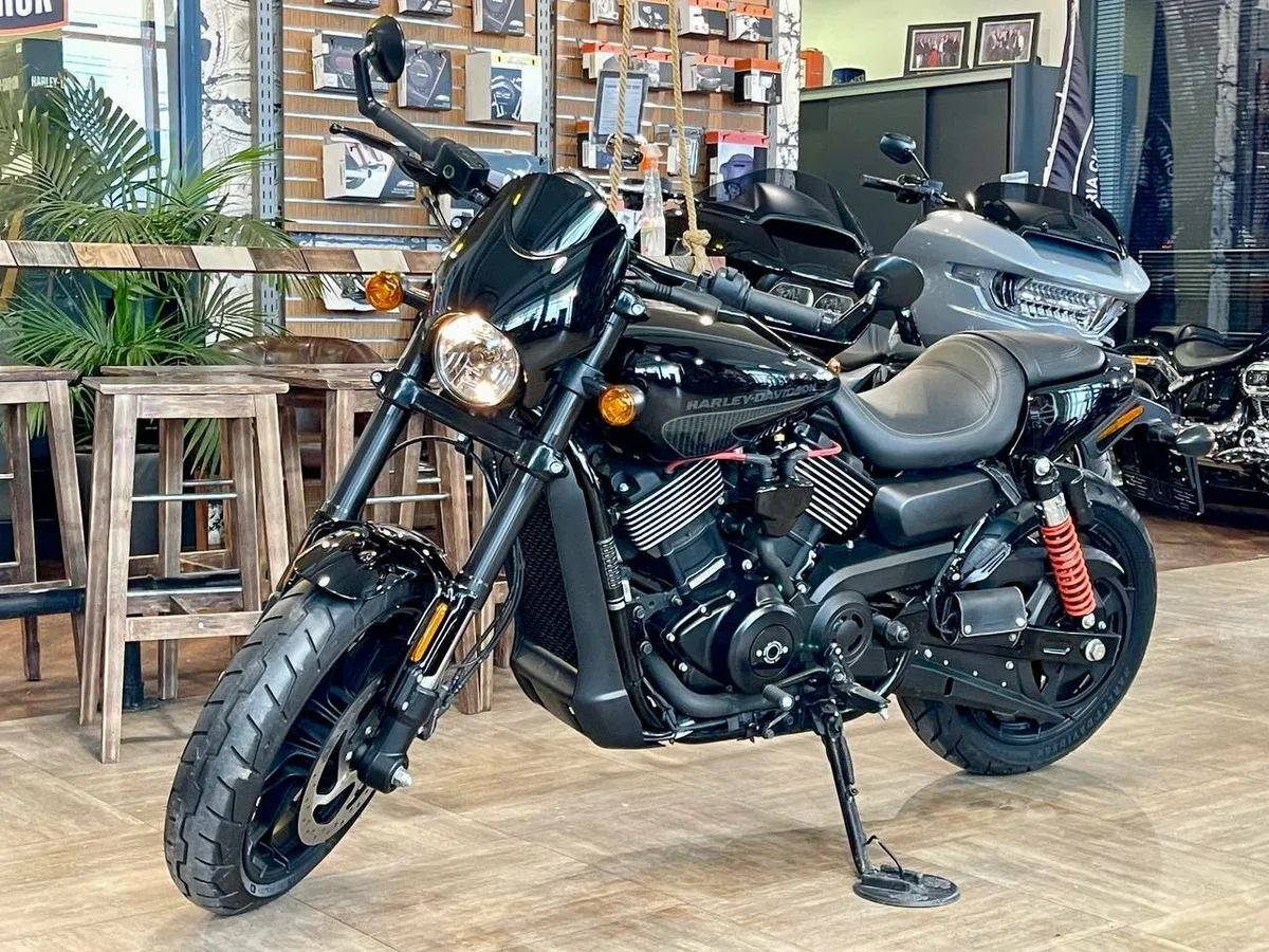 Harley-Davidson Street Rod