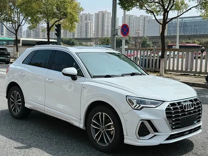 Audi Q3 35 TFSI II (F3)