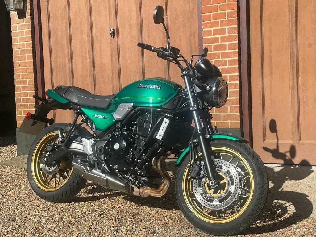Kawasaki Z650RS